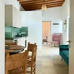 Kiti Traditional Residences *