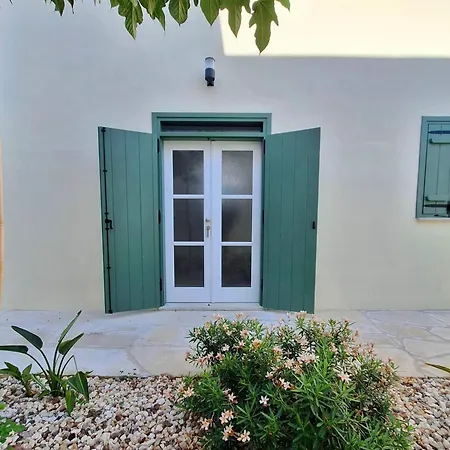 Kiti Traditional Residences *