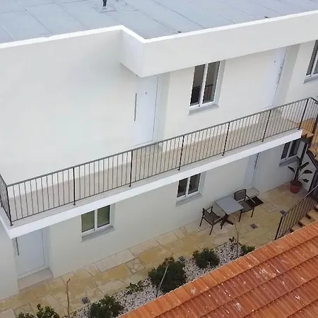 Apartament Traditional Residences Kiti
