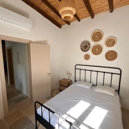 Kiti Traditional Residences *